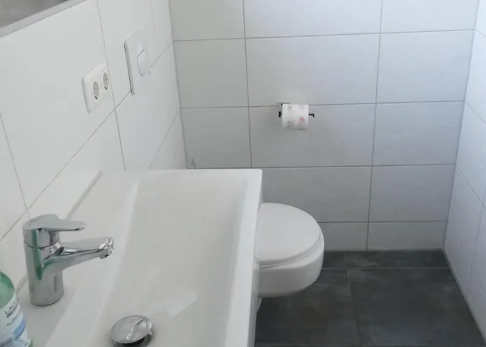 Traum Am Mit Sauna Und Whirlpool Semesterbostad Zislow